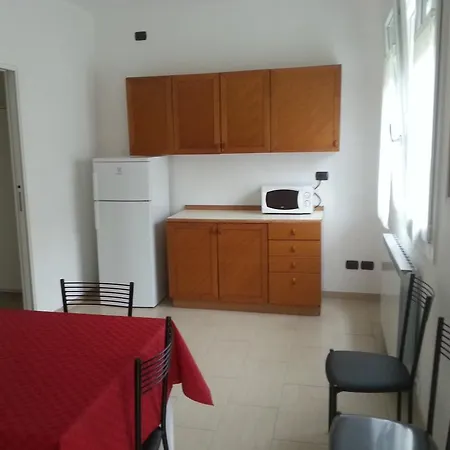 San Teodoro * Μέστρε