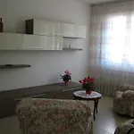San Teodoro Daire Mestre